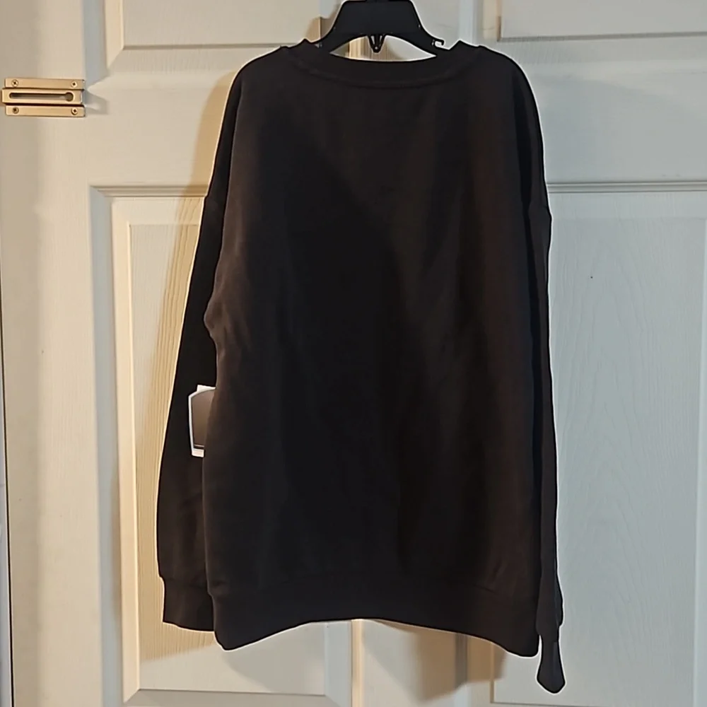 DISNEY Nightmare Before Christmas SWEATSHIRT: BLACK: NEW WITH TAGS: L (10/12)